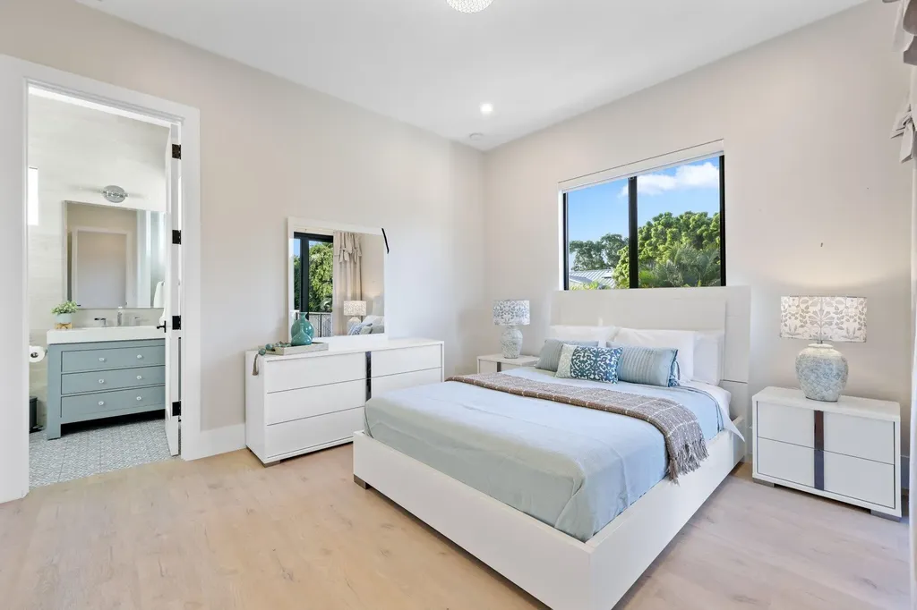 525 Whispering Pines Road Boynton Beach FL 33435