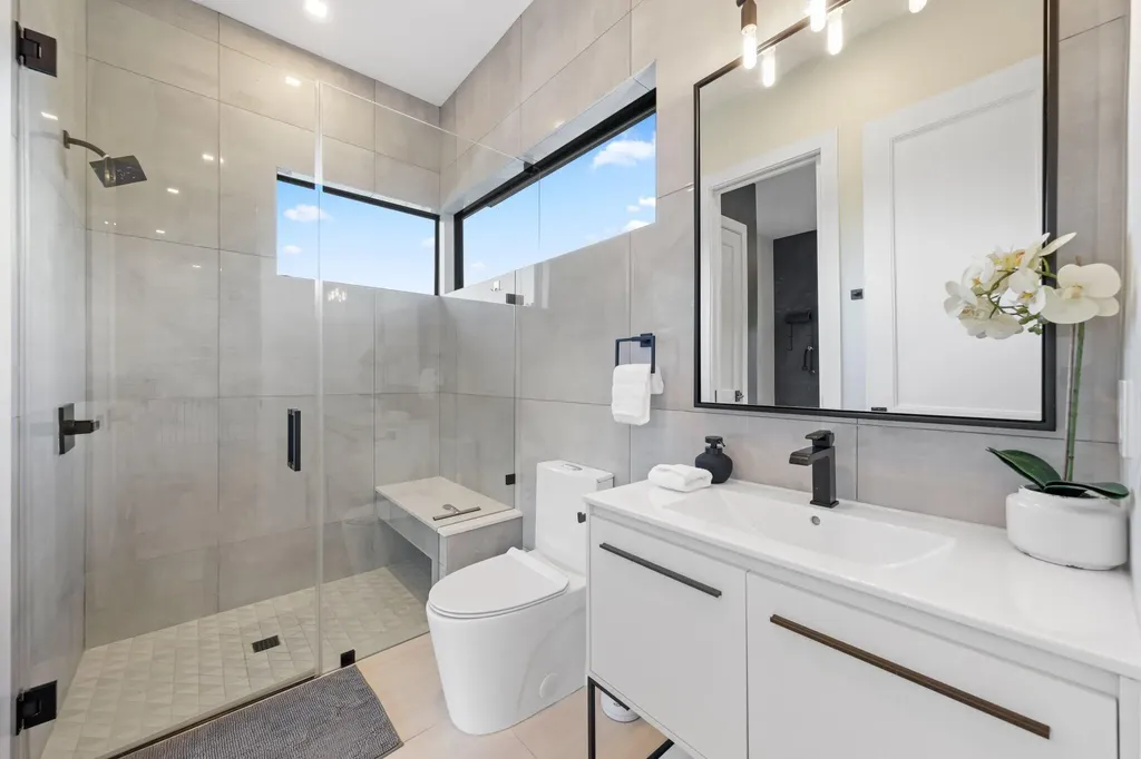 525 Whispering Pines Road Boynton Beach FL 33435