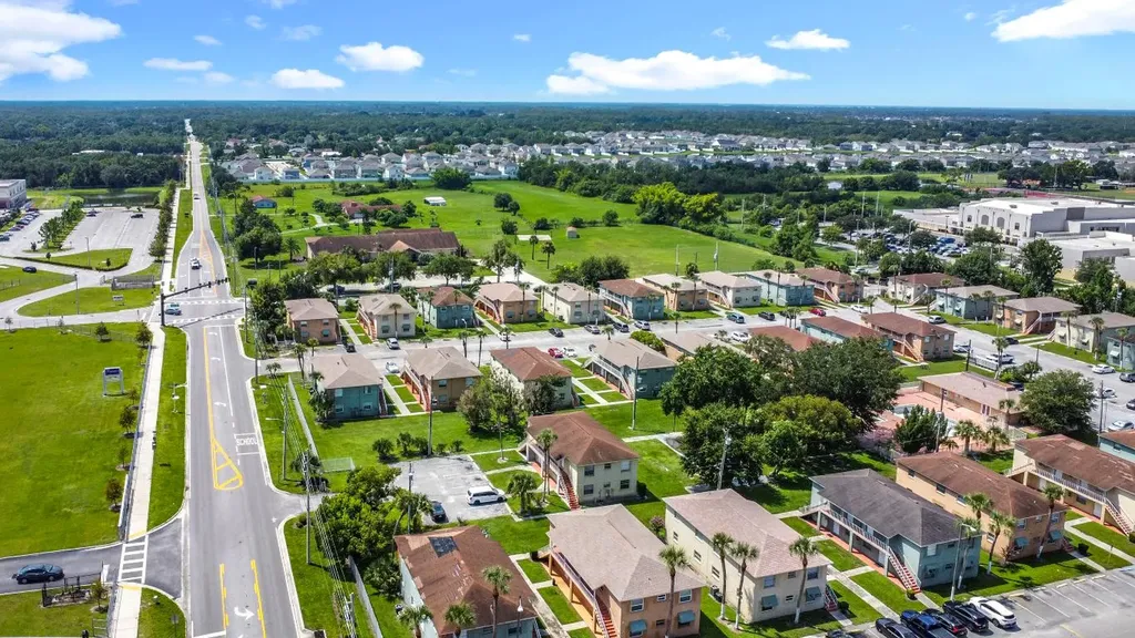 694 Michigan Court St. Cloud FL 34769