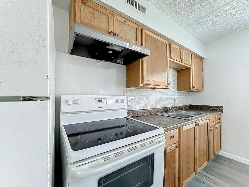 694 Michigan Court St. Cloud FL 34769