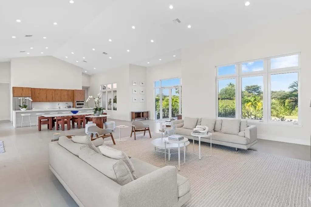 2889 Appaloosa Trail Wellington FL 33414