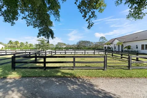 2889 Appaloosa Trail Wellington FL 33414