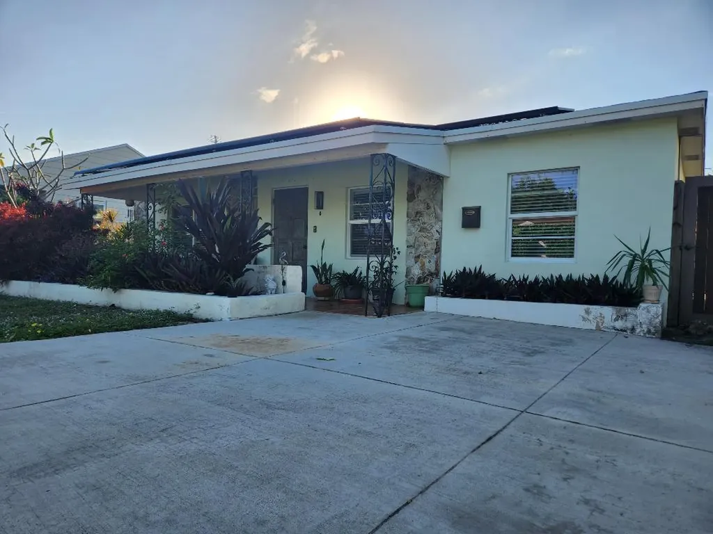 1219 N M Street Lake Worth Beach FL 33460