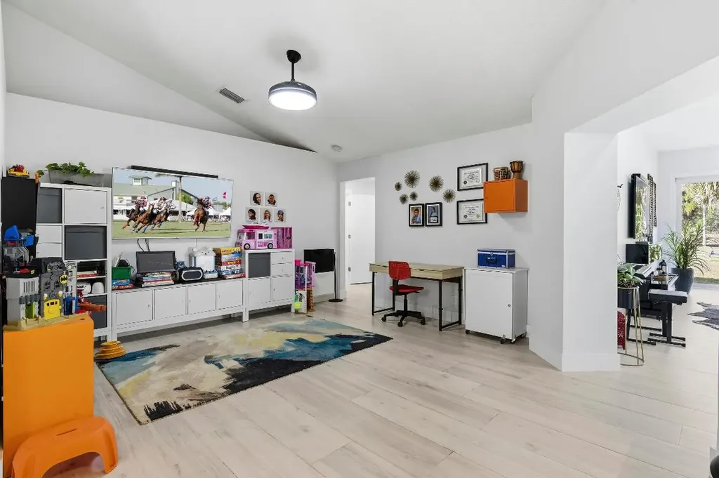 13595 89th Place N West Palm Beach FL 33412
