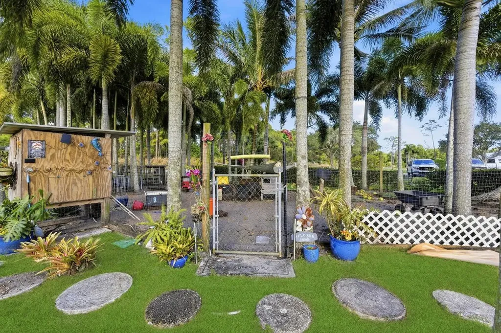 13595 89th Place N West Palm Beach FL 33412