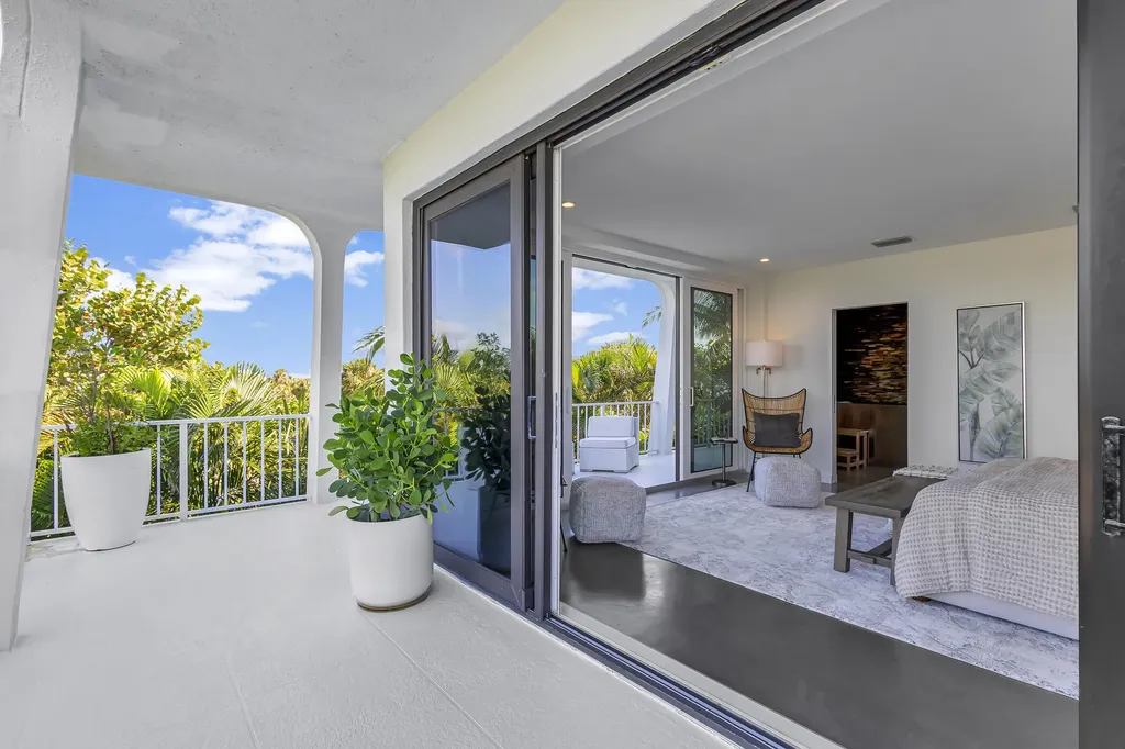 2275 S Ocean Boulevard Palm Beach FL 33480