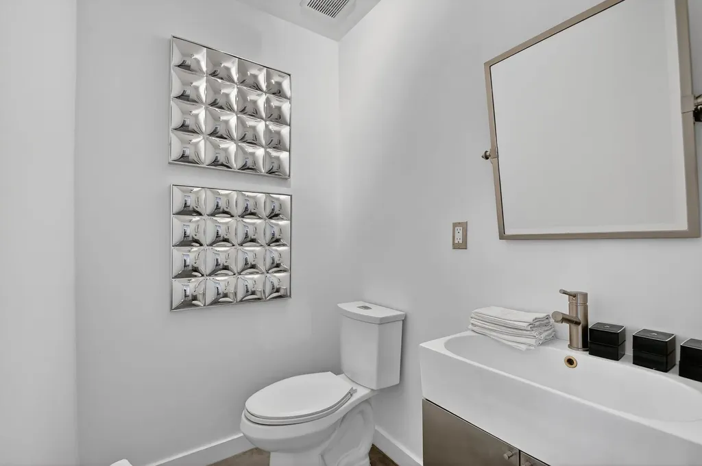 2275 S Ocean Boulevard Palm Beach FL 33480