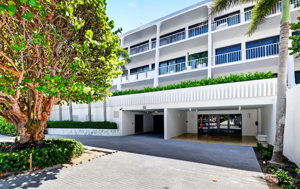 2275 S Ocean Boulevard Palm Beach FL 33480