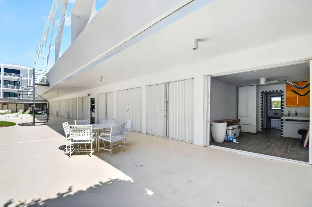 2275 S Ocean Boulevard Palm Beach FL 33480