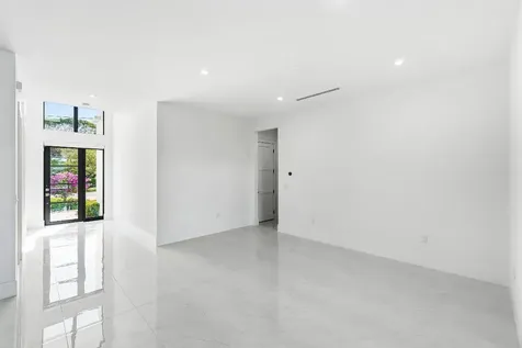 691 Kingsbridge Street Boca Raton FL 33487