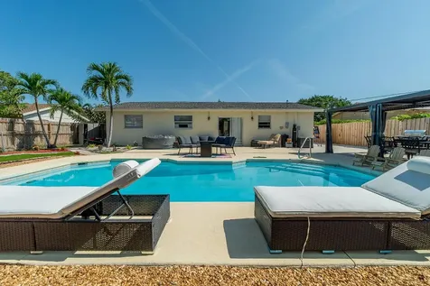 1416 W Hardee Street Lantana FL 33462