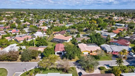 4005 NW 76th Avenue Coral Springs FL 33065