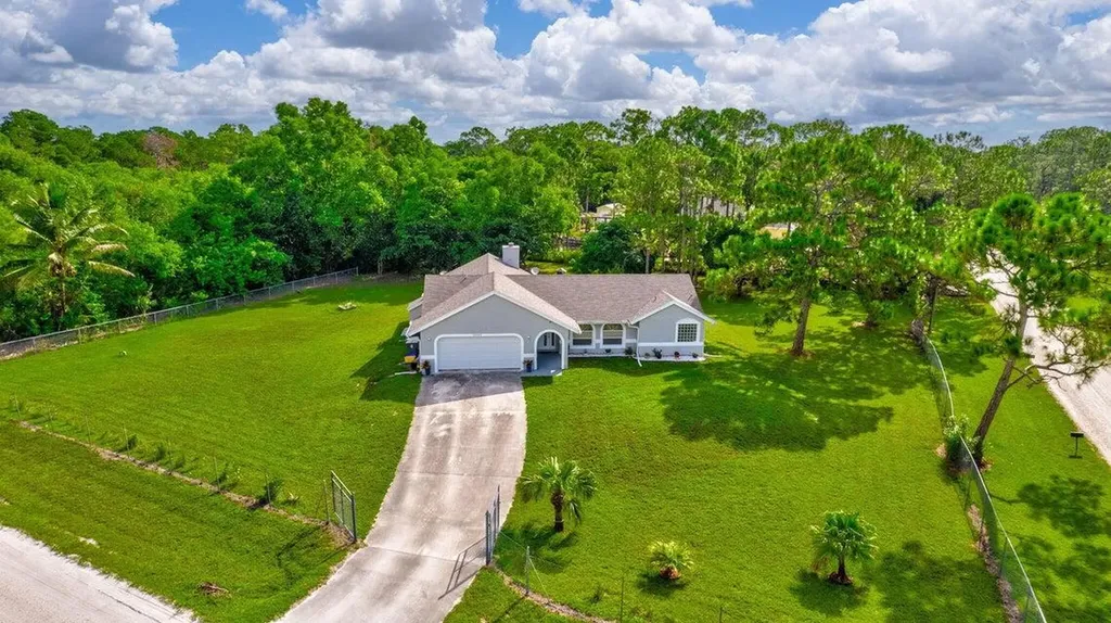 12969 54 Street N Royal Palm Beach FL 33411