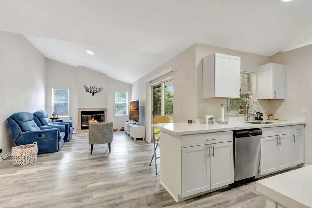12969 54 Street N Royal Palm Beach FL 33411