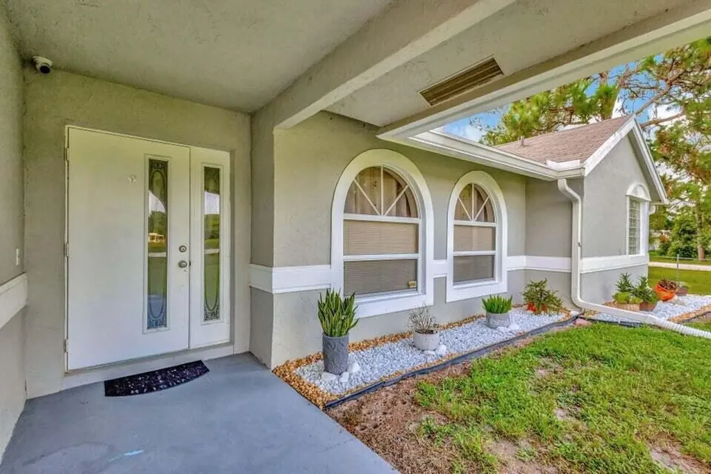 12969 54 Street N Royal Palm Beach FL 33411
