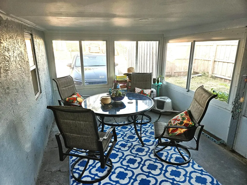 618 S Pine Street Lake Worth Beach FL 33460
