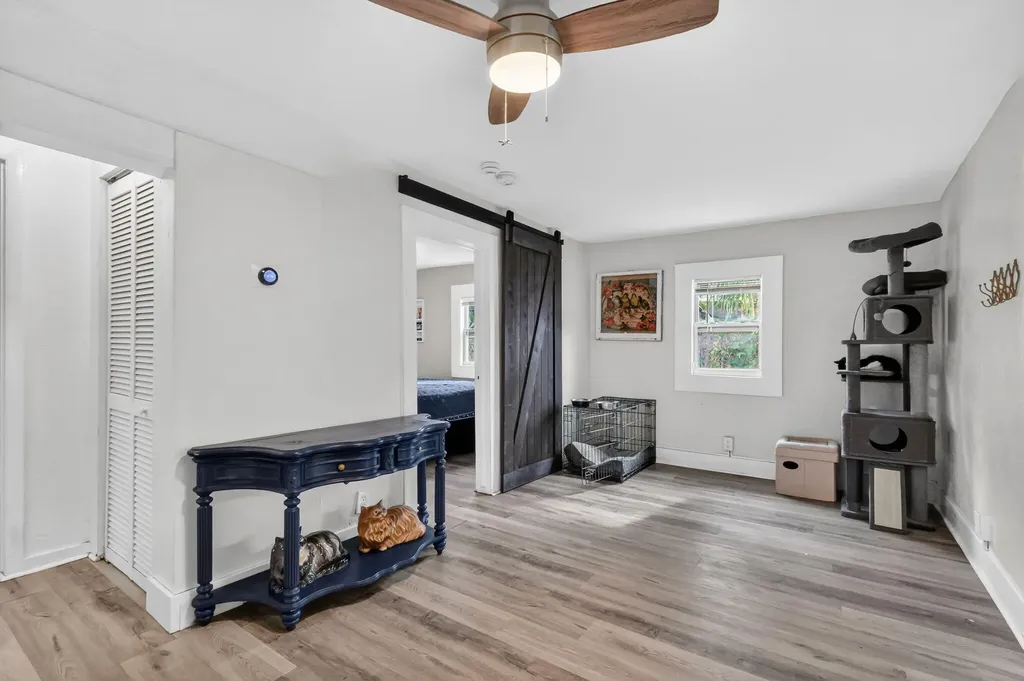 618 S Pine Street Lake Worth Beach FL 33460