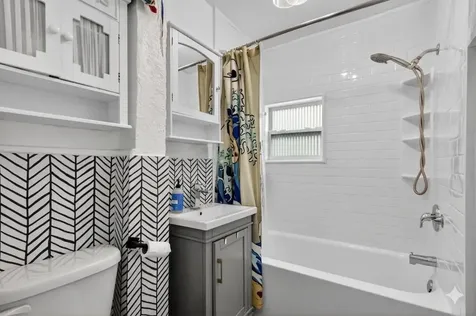 618 S Pine Street Lake Worth Beach FL 33460