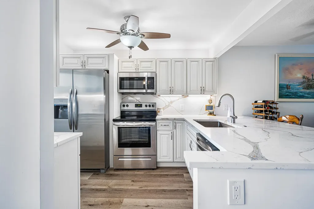 1537 E Hillsboro Boulevard Deerfield Beach FL 33441