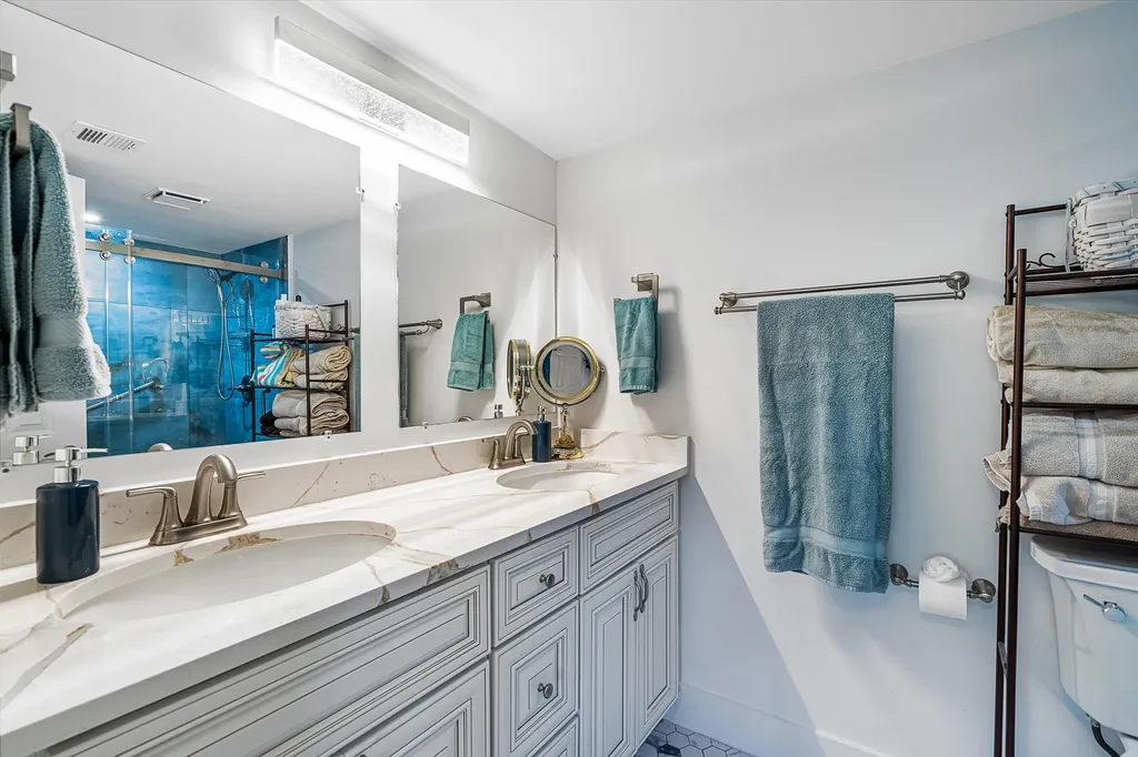 1537 E Hillsboro Boulevard Deerfield Beach FL 33441