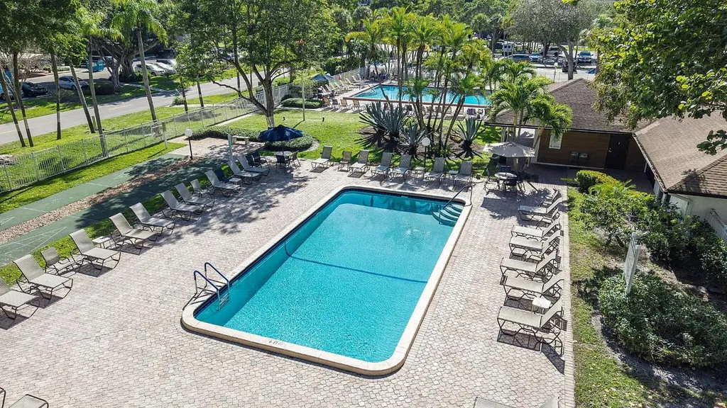 2681 S Course Drive Pompano Beach FL 33069