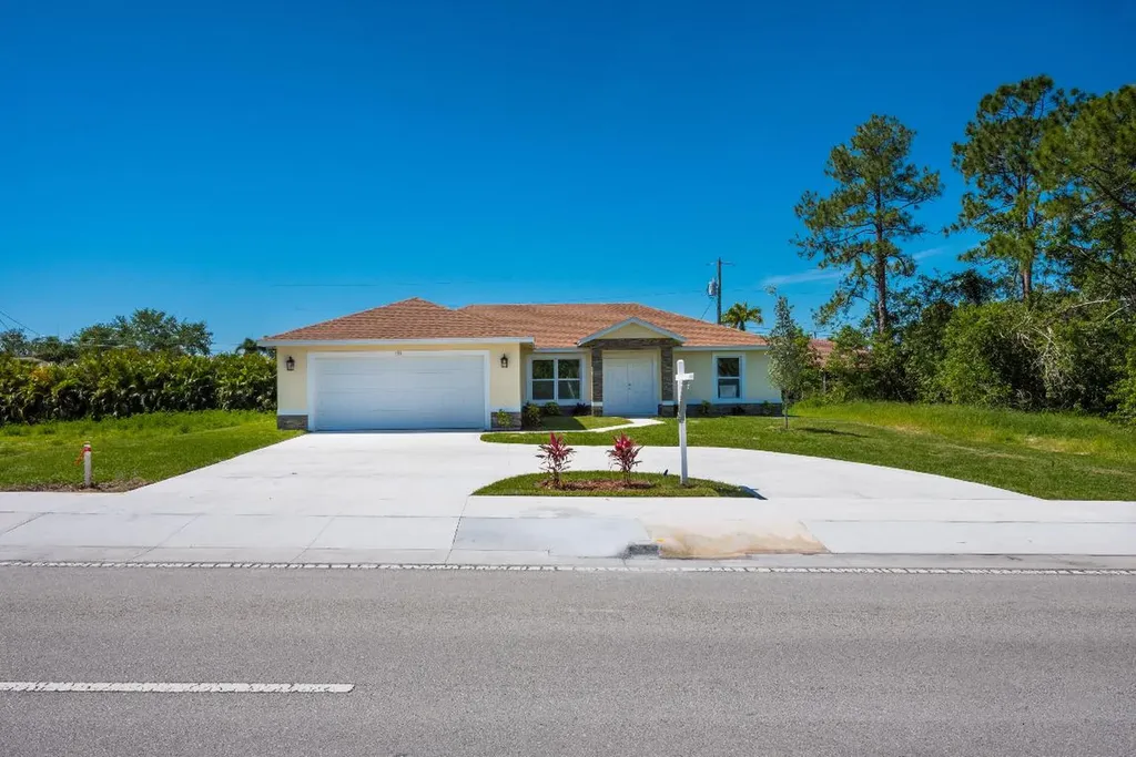 122 SW Becker Road Port St Lucie FL 34953