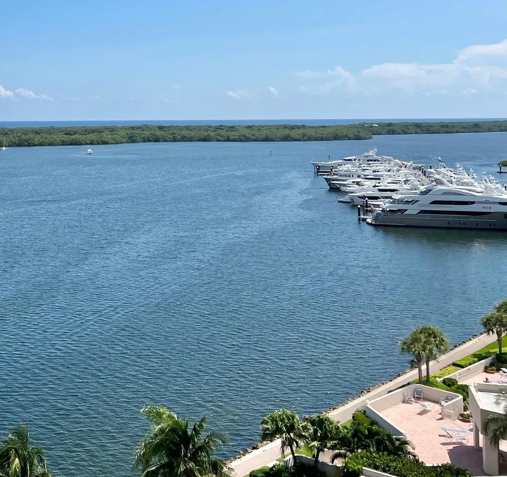 132 Lakeshore Drive North Palm Beach FL 33408