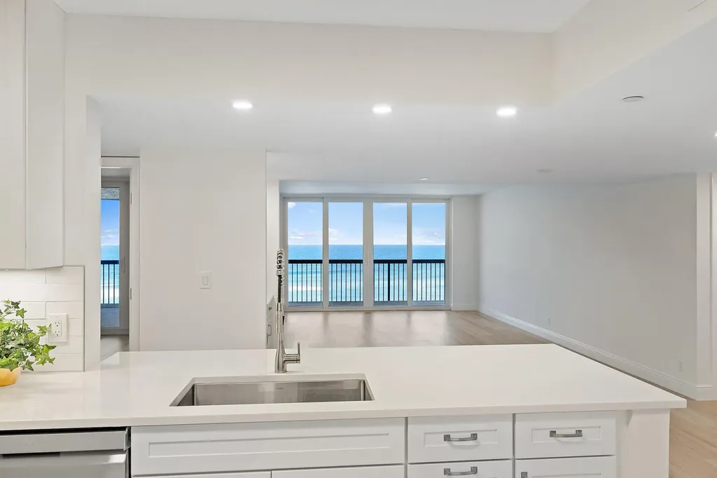 19670 Beach Road Jupiter FL 33469