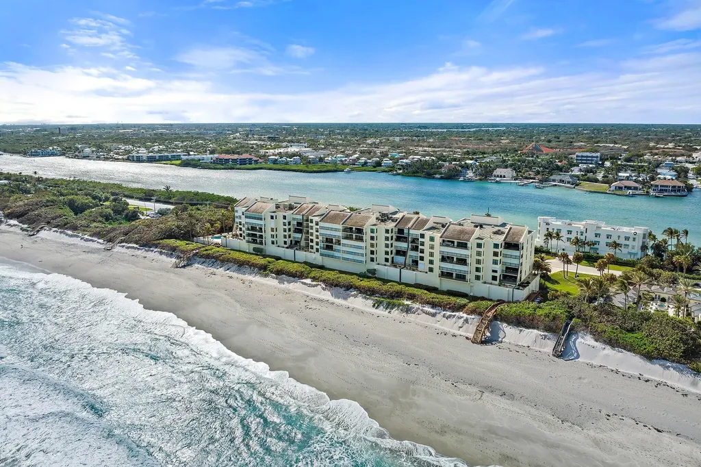 19670 Beach Road Jupiter FL 33469