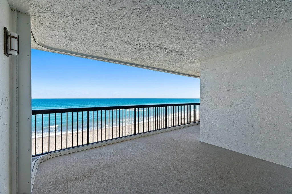 19670 Beach Road Jupiter FL 33469