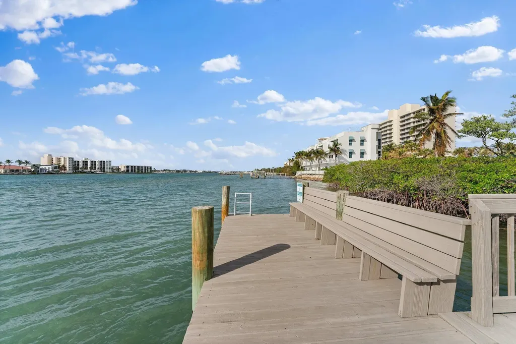 19670 Beach Road Jupiter FL 33469