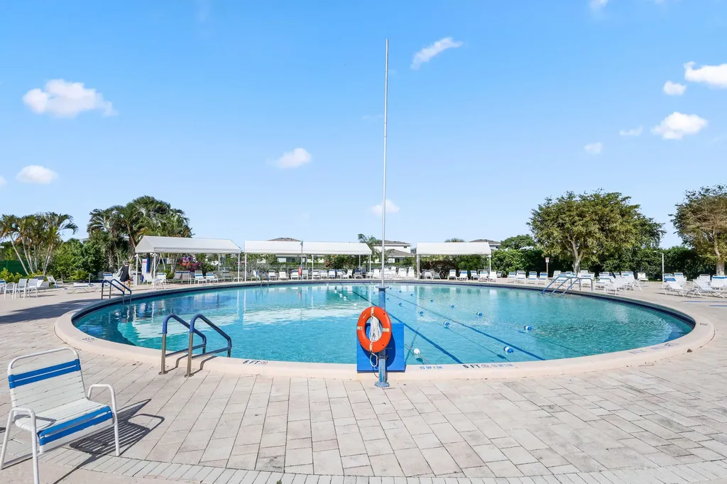 13757 Flora Place Delray Beach FL 33484