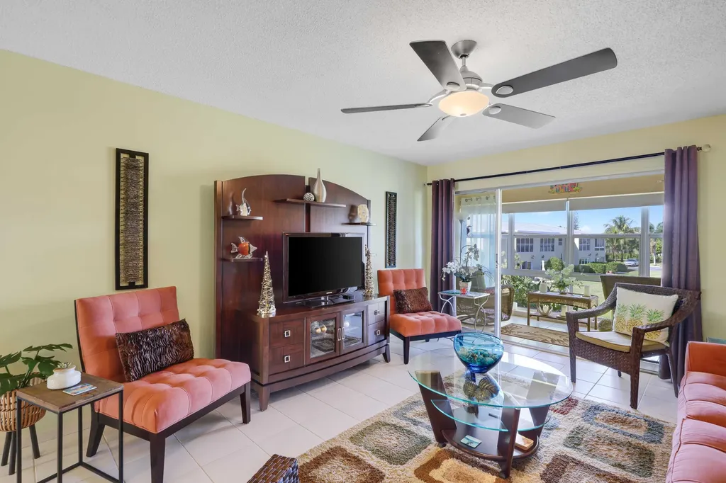 13757 Flora Place Delray Beach FL 33484