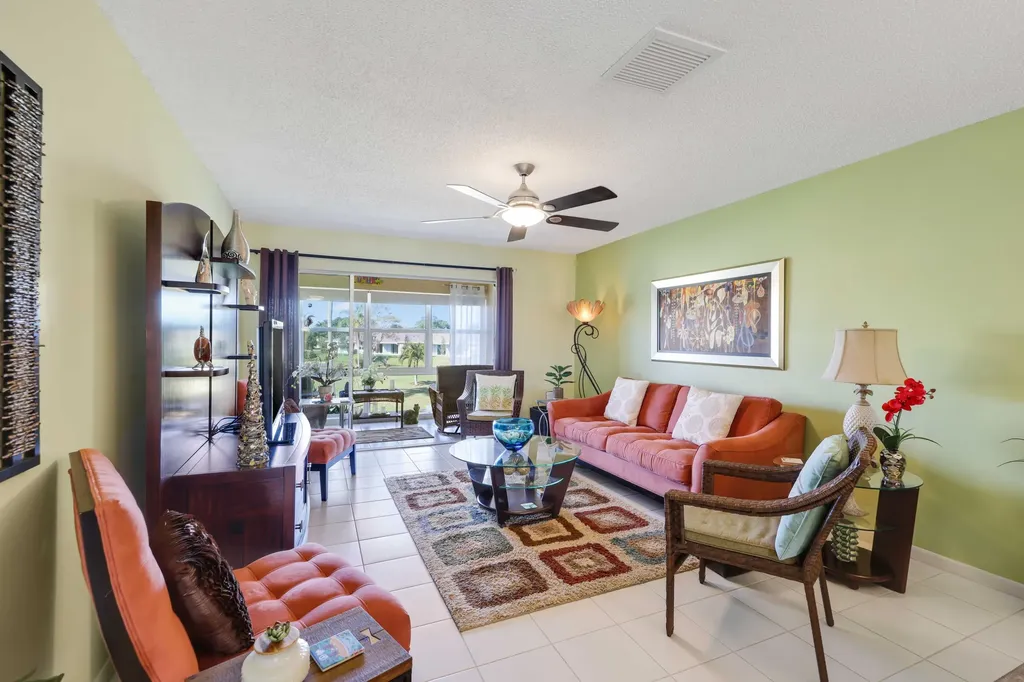 13757 Flora Place Delray Beach FL 33484
