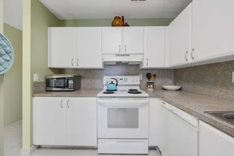 13757 Flora Place Delray Beach FL 33484