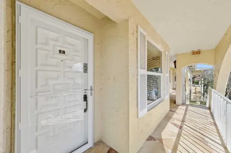 13757 Flora Place Delray Beach FL 33484