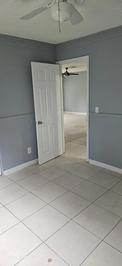 3425 Grace Avenue Palm Springs FL 33461