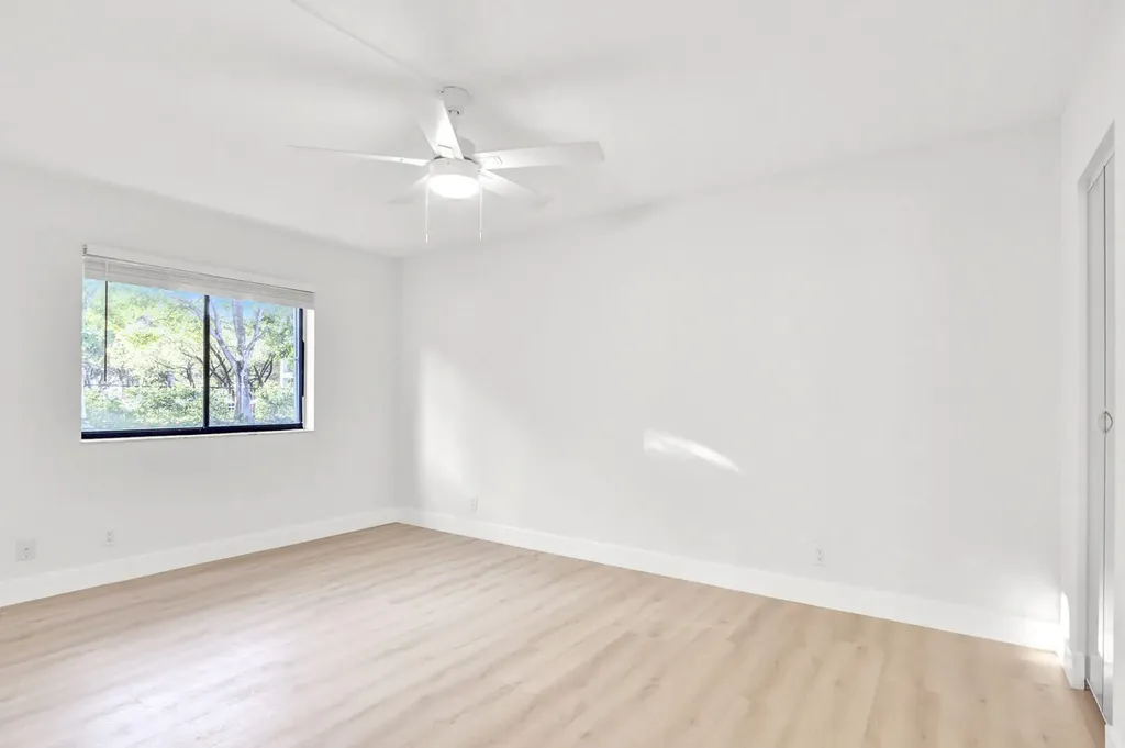 3402 Gardens East Drive Palm Beach Gardens FL 33410