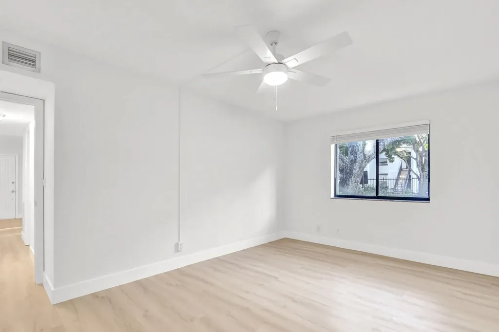 3402 Gardens East Drive Palm Beach Gardens FL 33410