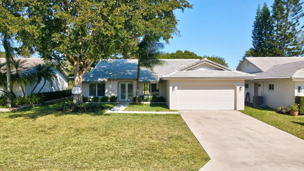6389 Casabella Lane Boca Raton FL 33433