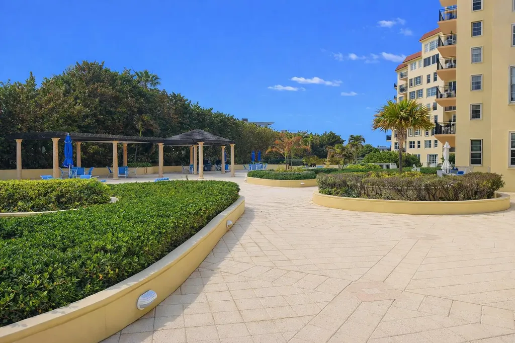 3475 S Ocean Boulevard Palm Beach FL 33480
