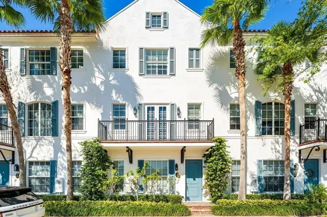 373 E Cannery Row Circle Delray Beach FL 33444