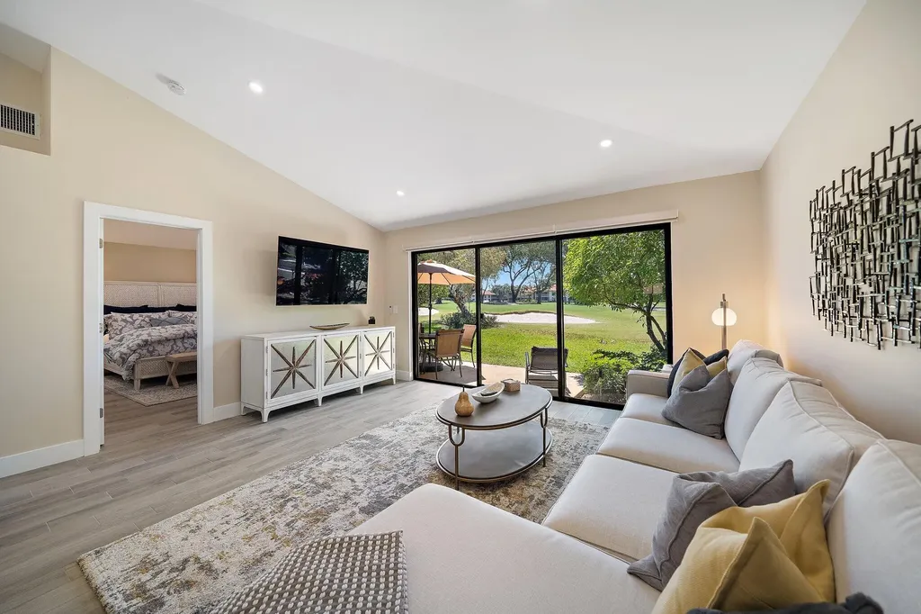 821 Club Drive Palm Beach Gardens FL 33418