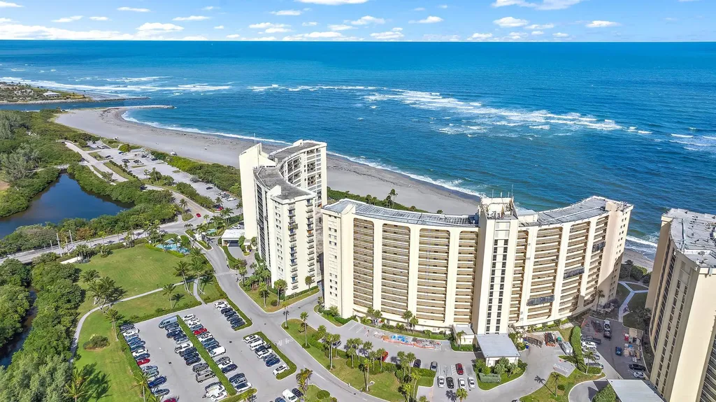 300 Ocean Trail Way Jupiter FL 33477