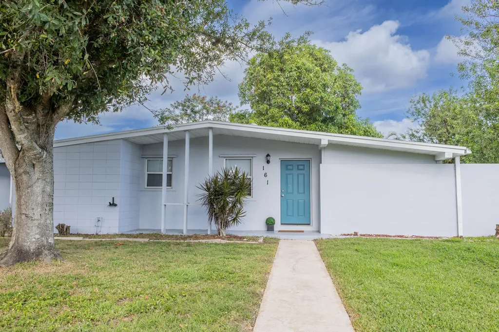 161 SE Bonita Court Port St Lucie FL 34983