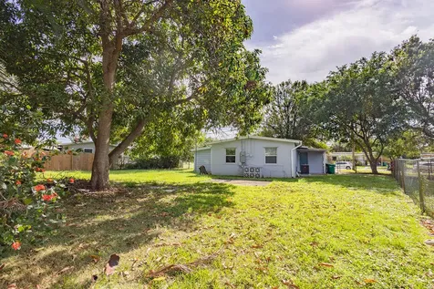 161 SE Bonita Court Port St Lucie FL 34983