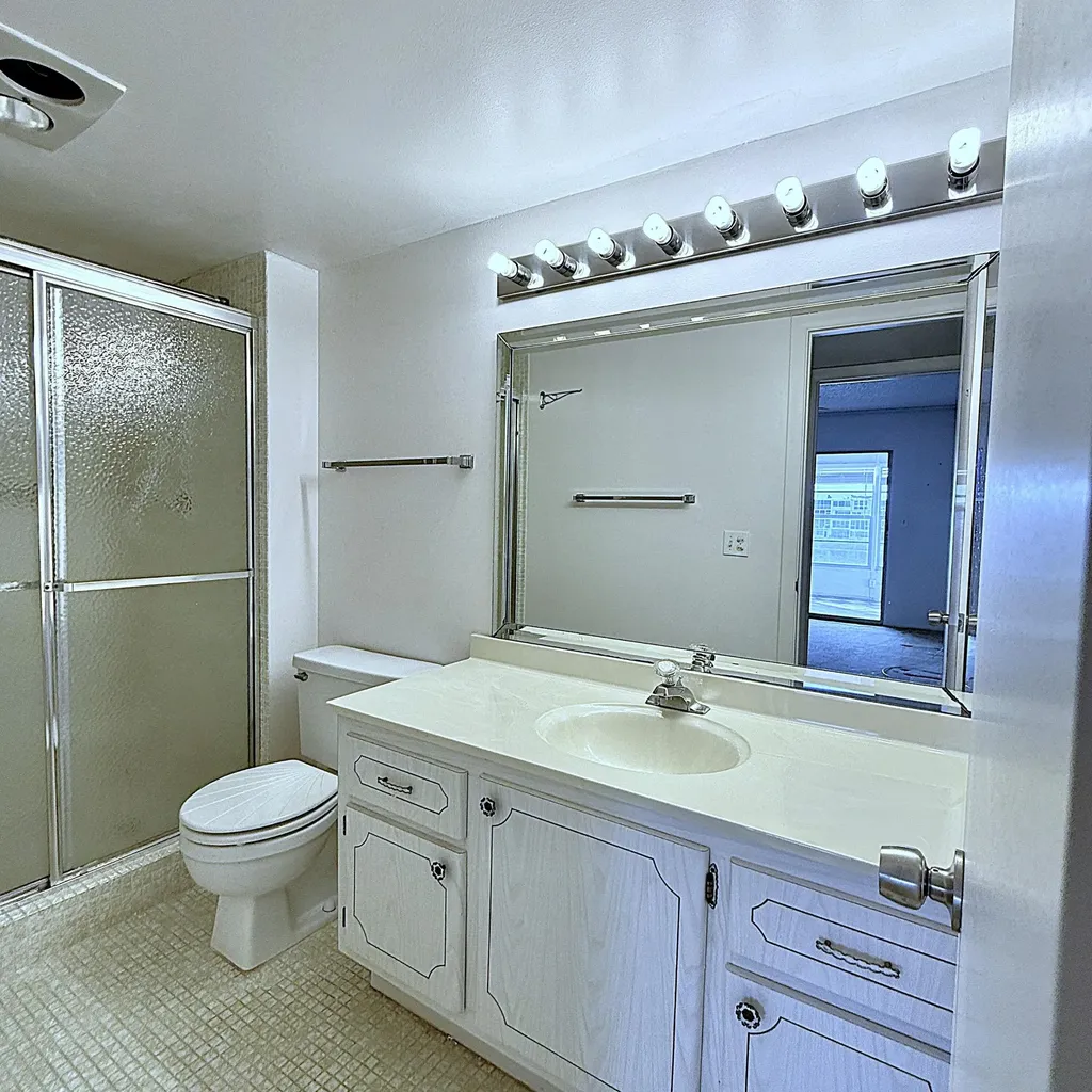 3082 Oakridge U Deerfield Beach FL 33442