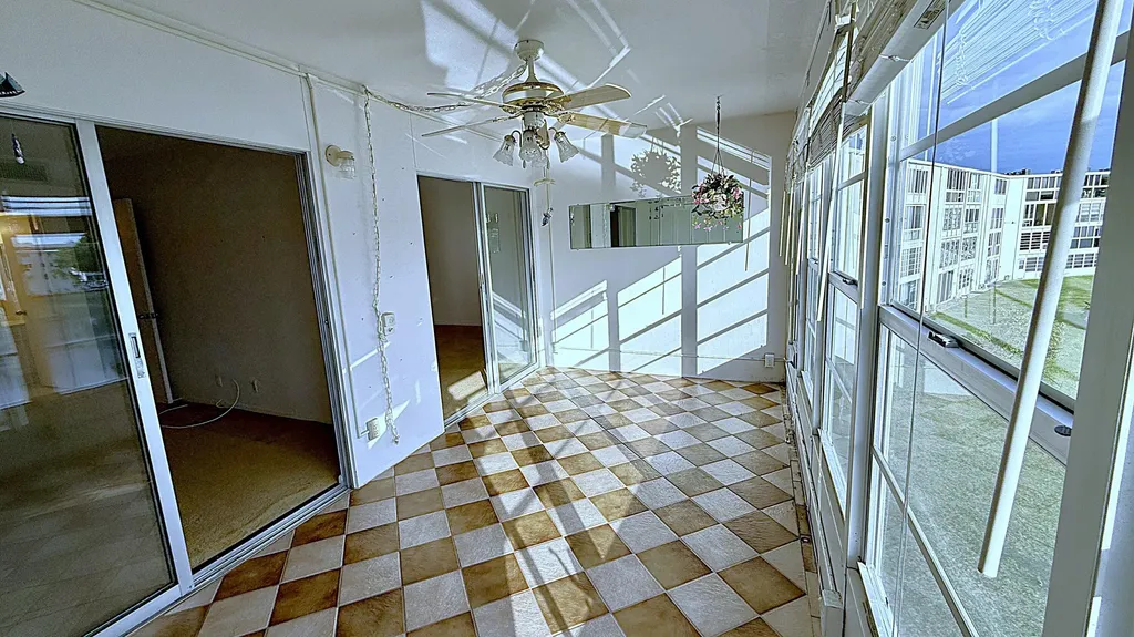 3082 Oakridge U Deerfield Beach FL 33442