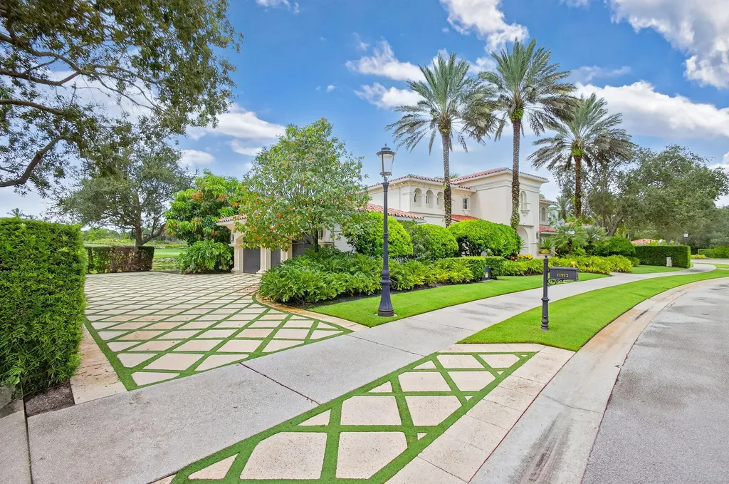 11912 Palma Drive Palm Beach Gardens FL 33418