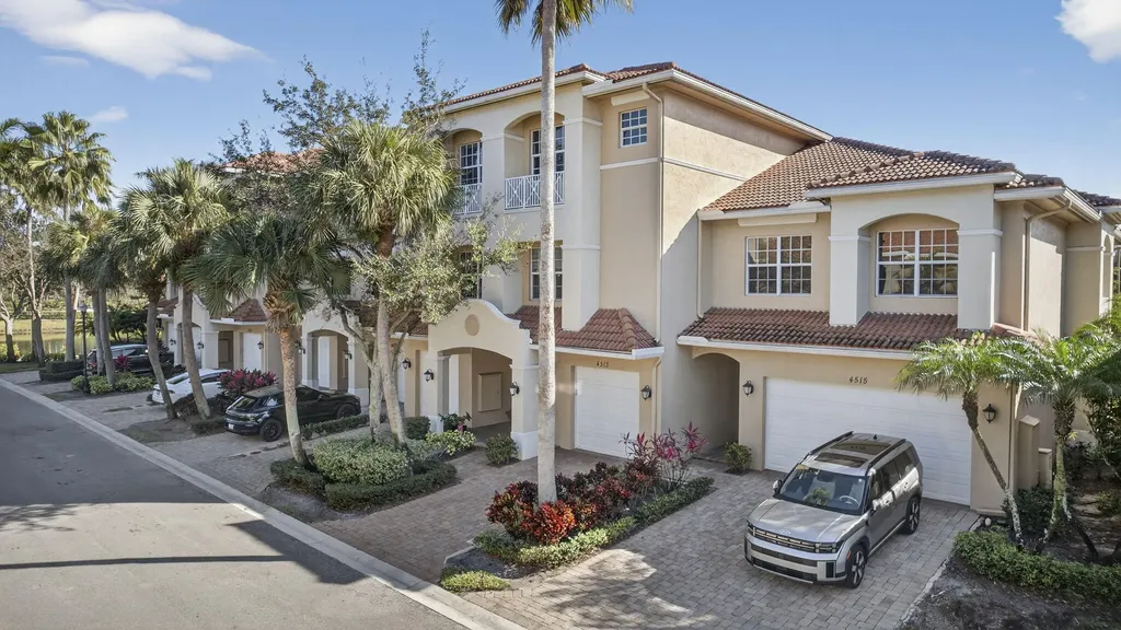 4511 Artesa Way S Palm Beach Gardens FL 33418
